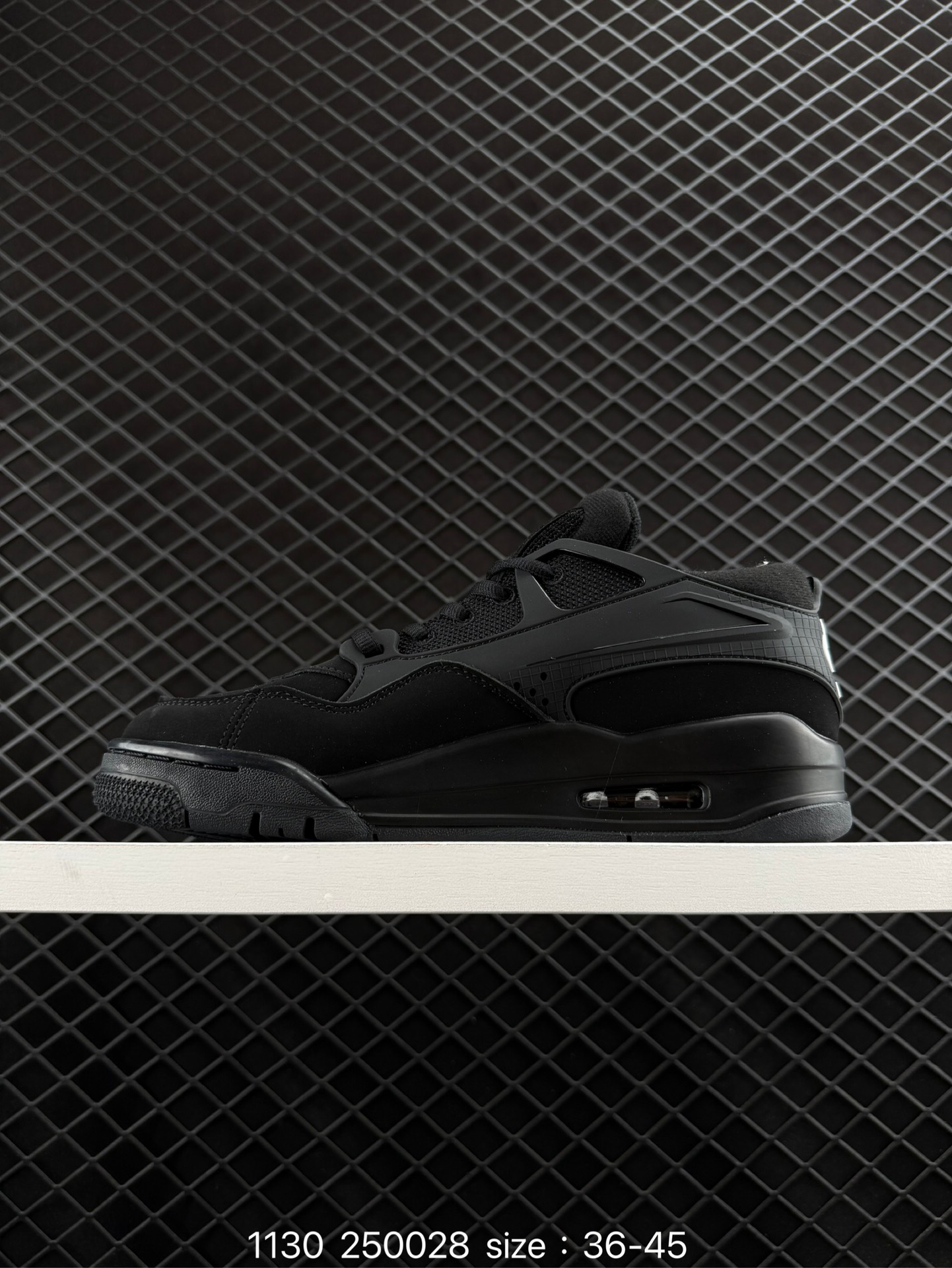 NK  Air Jordan 4 Retro RM